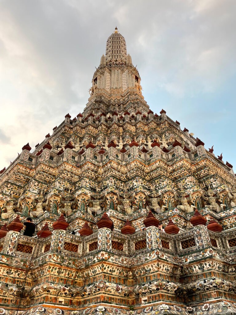 Free Wat Arun 768x1024
