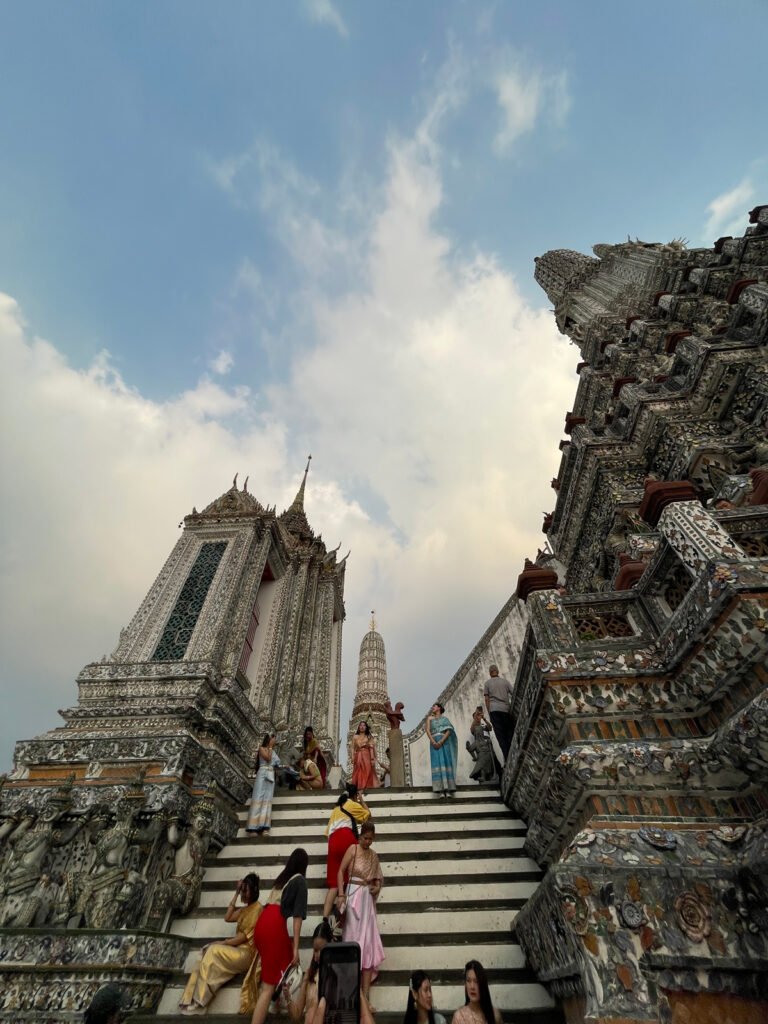 Free Wat Arun9 768x1024