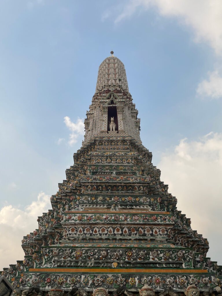 Free Wat Arun 13 768x1024