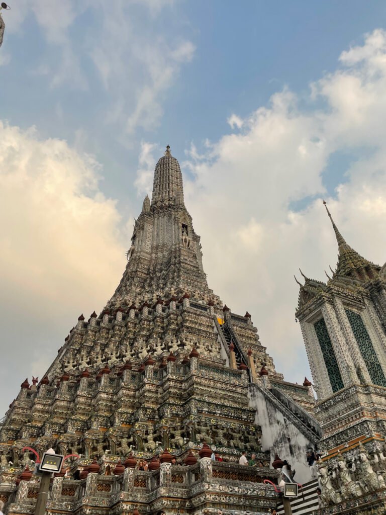 Free Wat Arun 14 768x1024