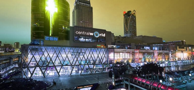 central at central world 768x358