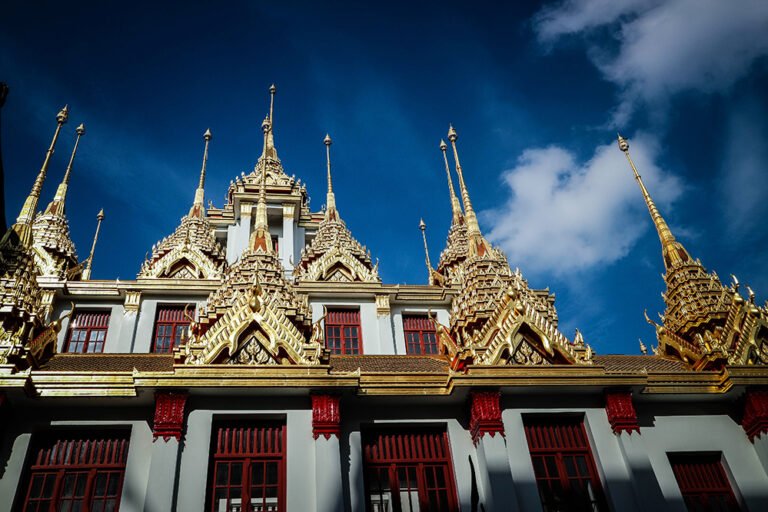 free in bangkok Wat Ratchanatdaram 01 768x512