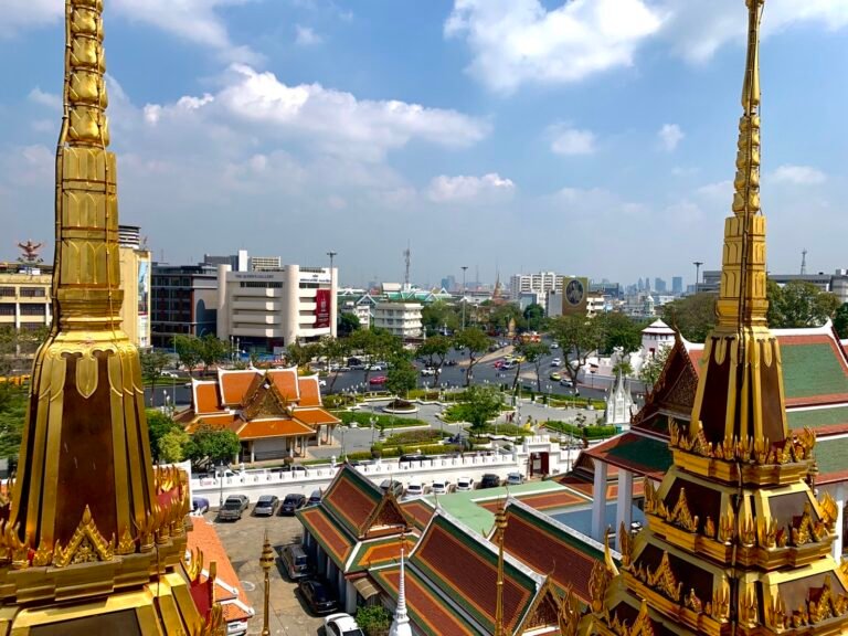 free in bangkok Wat Ratchanatdaram 3 768x576