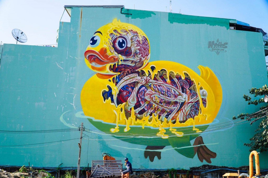 Charoen Krung Creative District wall mural