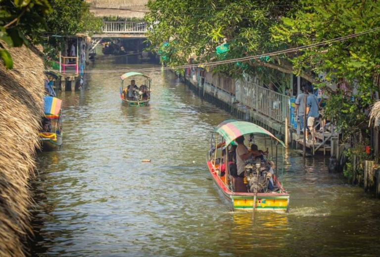 floating market bangkok 768x519