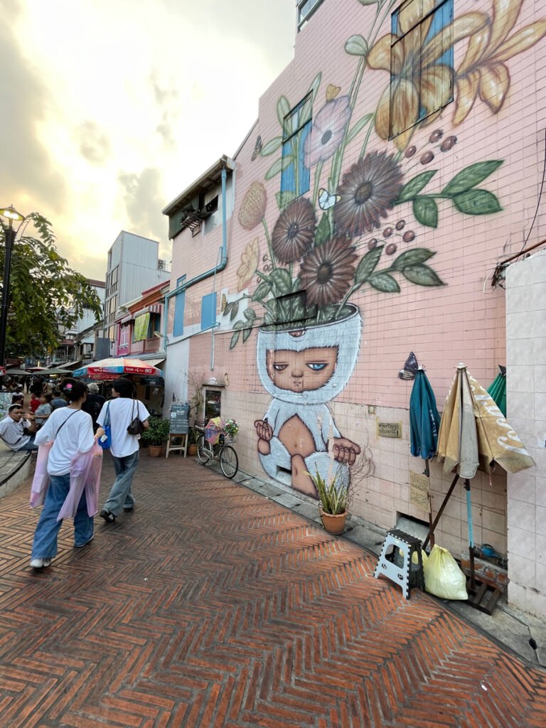 khlong Ong Ang Art Street 1 768x1024