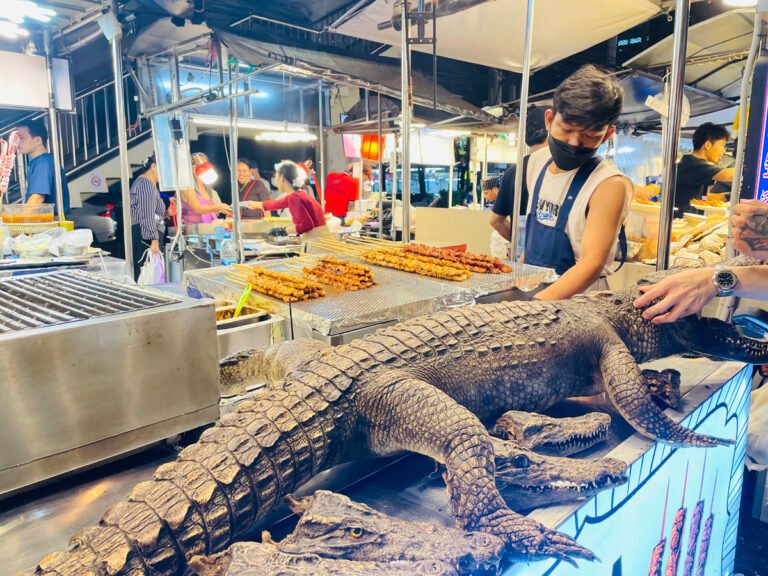 jodd fair market bangkok2 768x576